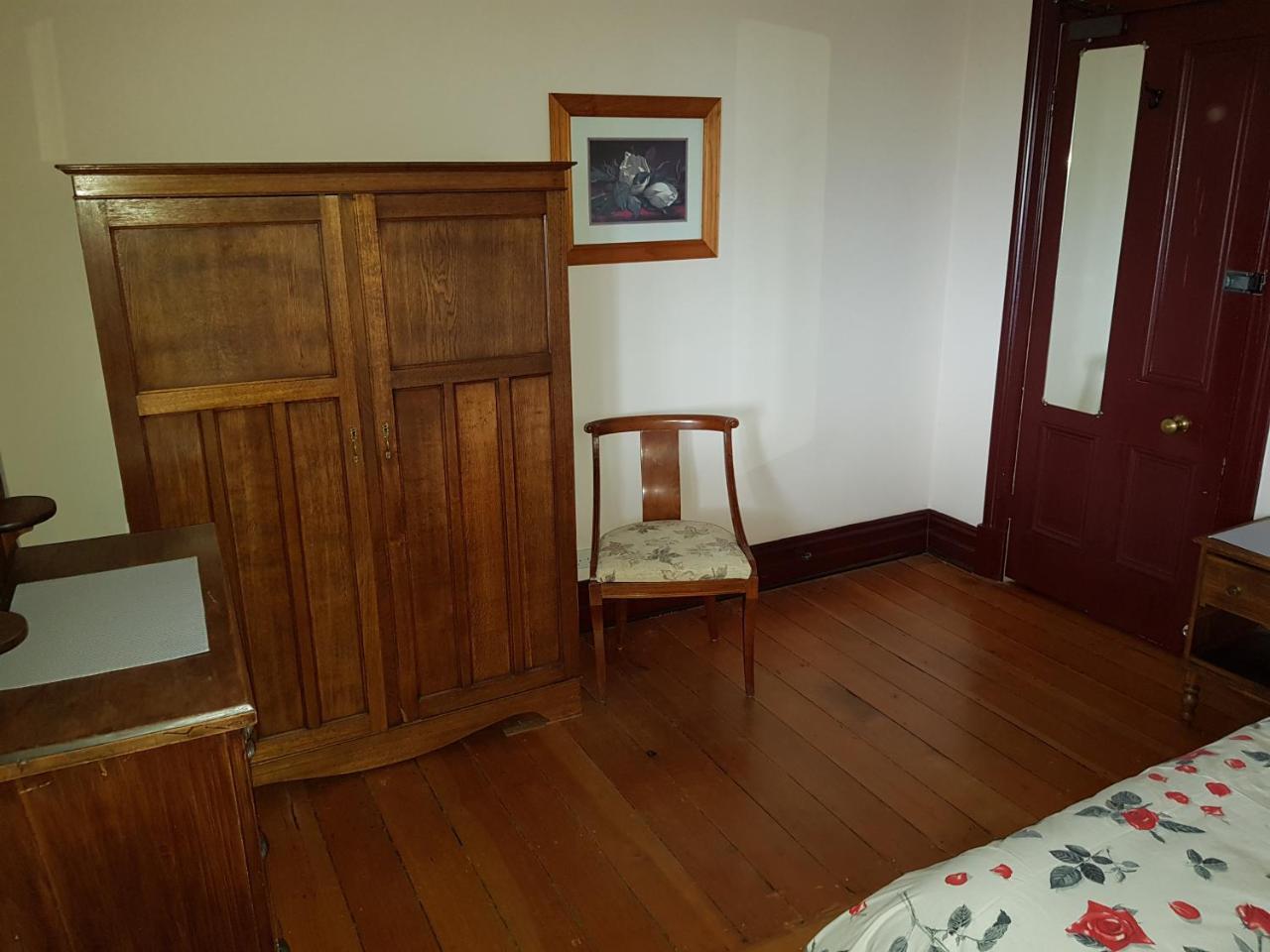 Holmhurst Guest House Батерст Экстерьер фото