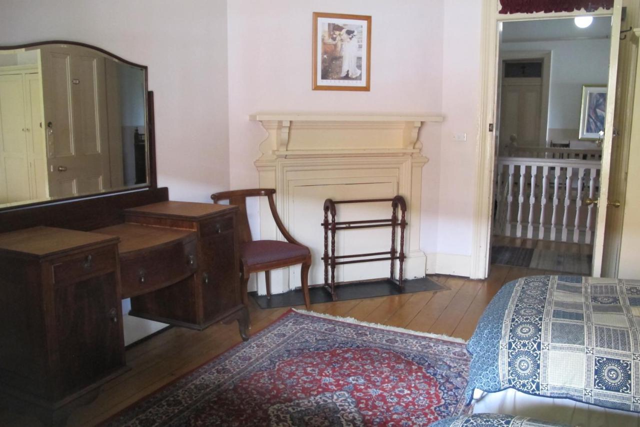 Holmhurst Guest House Батерст Экстерьер фото