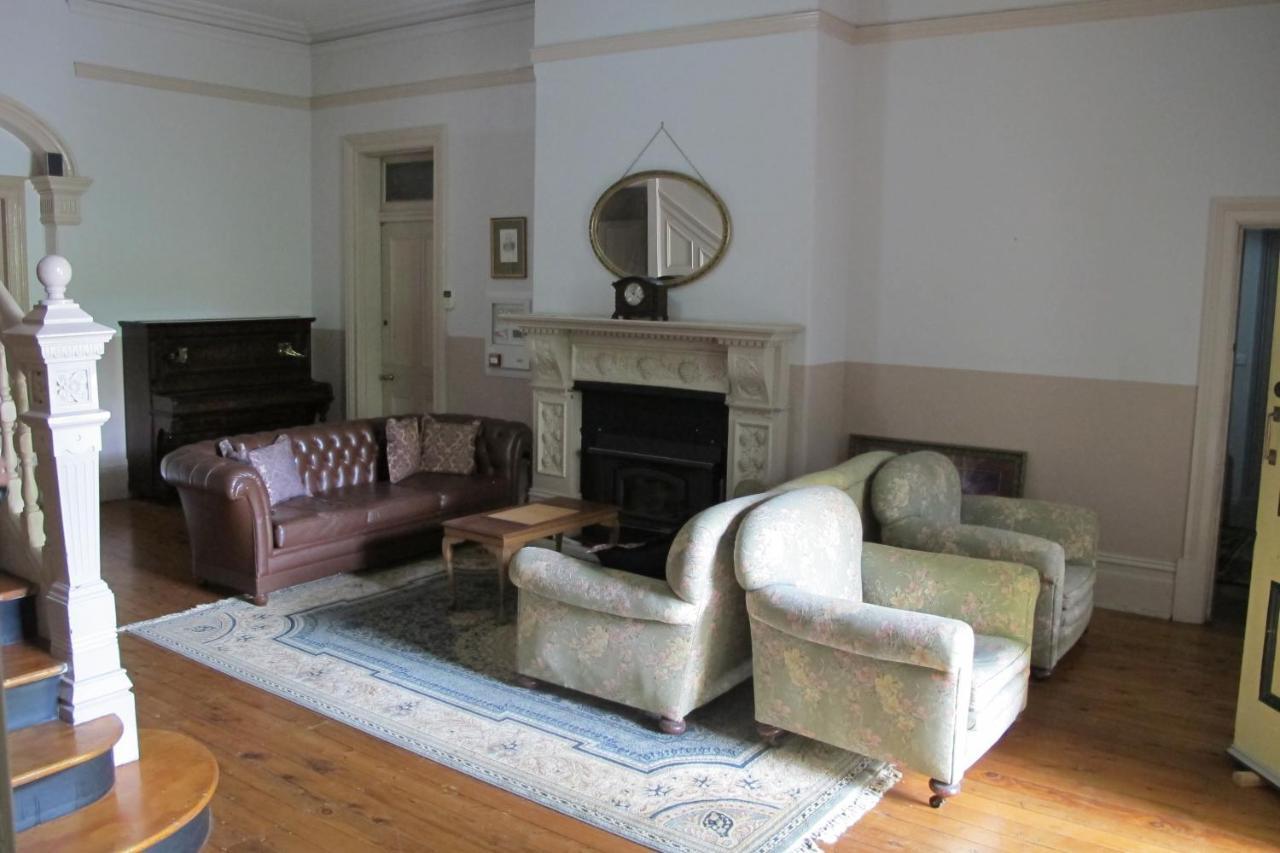 Holmhurst Guest House Батерст Экстерьер фото