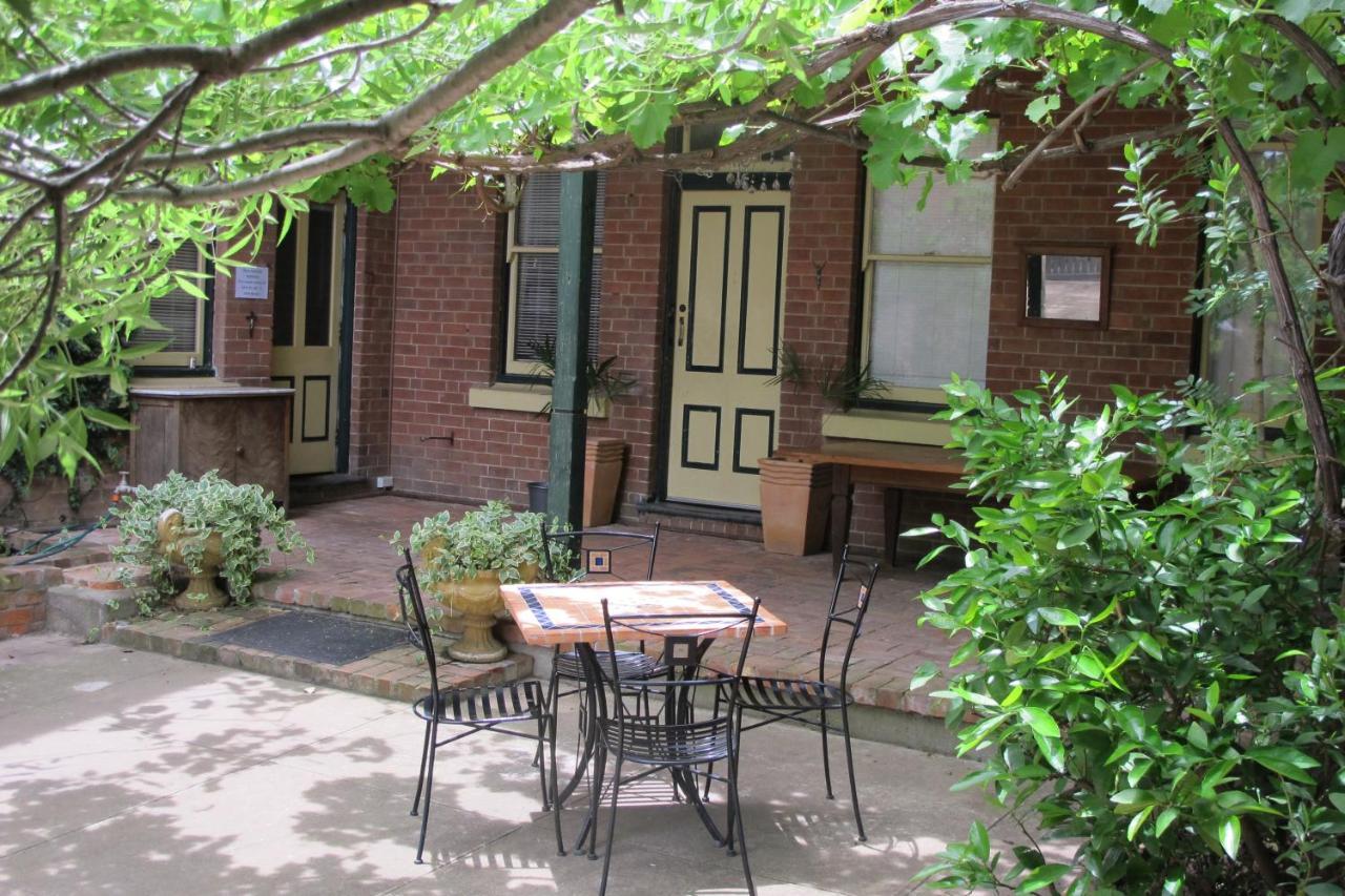 Holmhurst Guest House Батерст Экстерьер фото